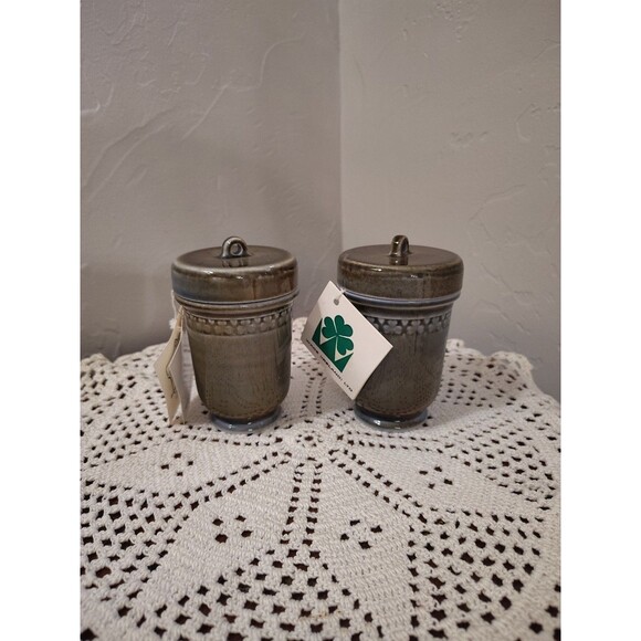 2 Wade Irish Porcelain Egg Coddlers Lids Ceramic Stoneware Vintage - Picture 7 of 8